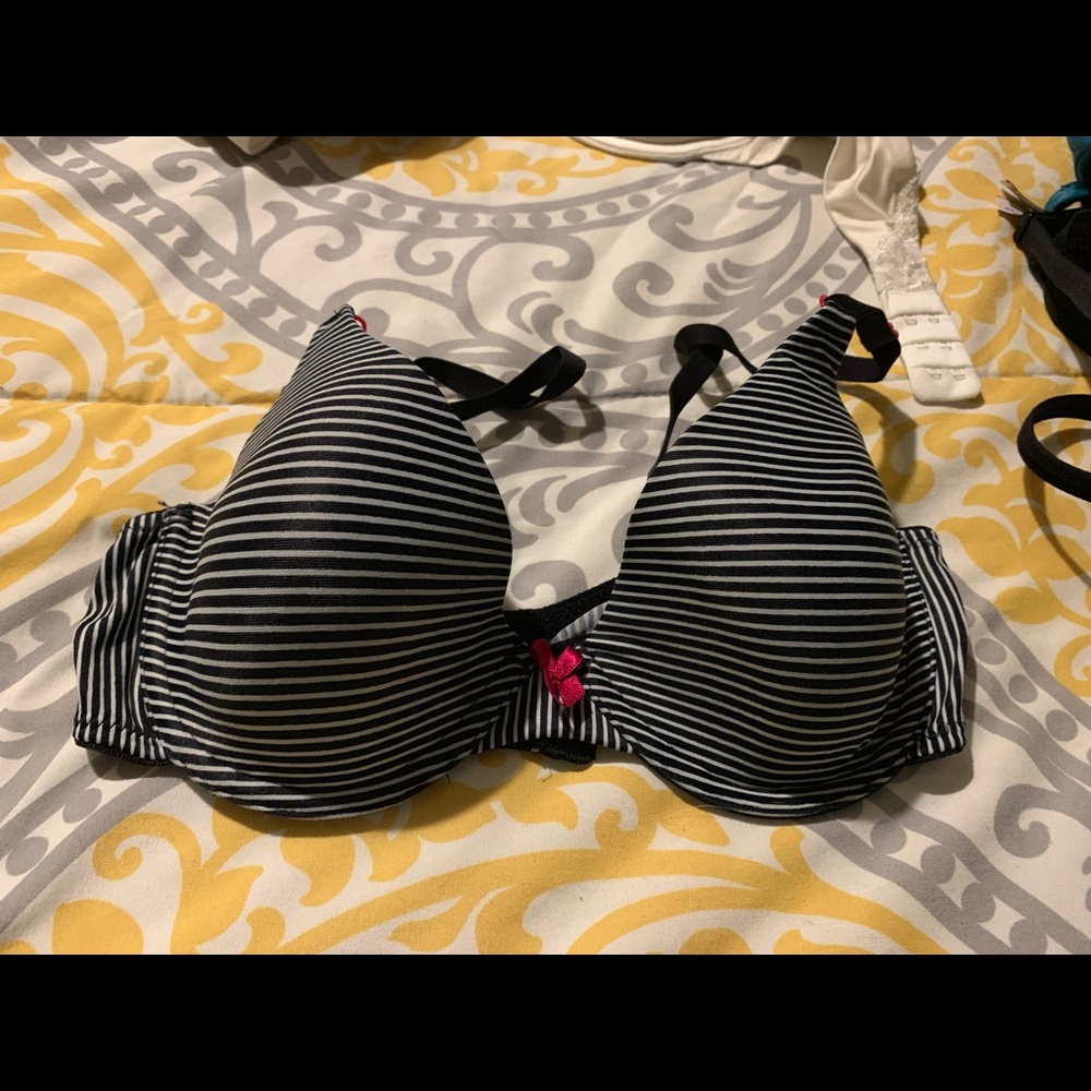 Maidenform bra